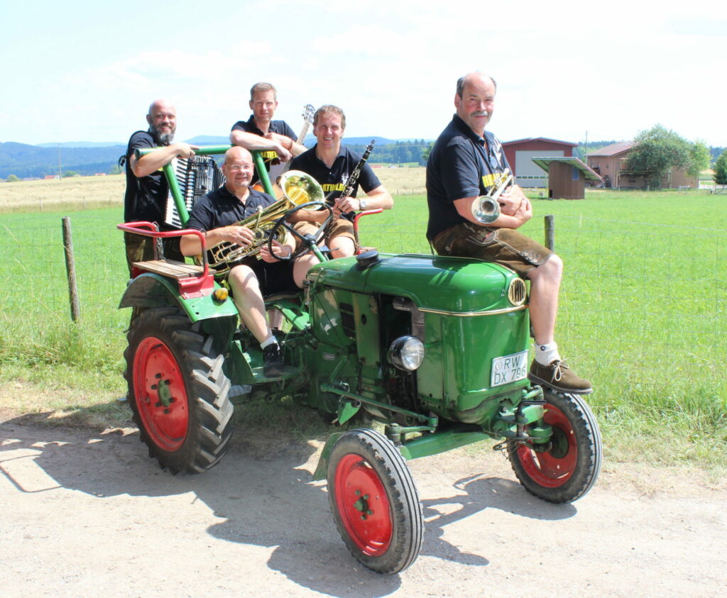 Bild von der Band Heimathelden